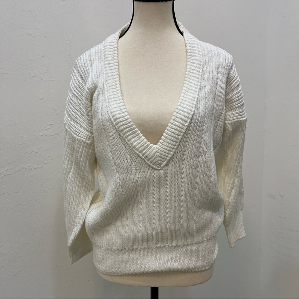 In Between Women White Knit Sweater Size S Oversized